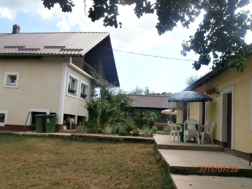 Rooms "Dragica" Otočac Exterior foto
